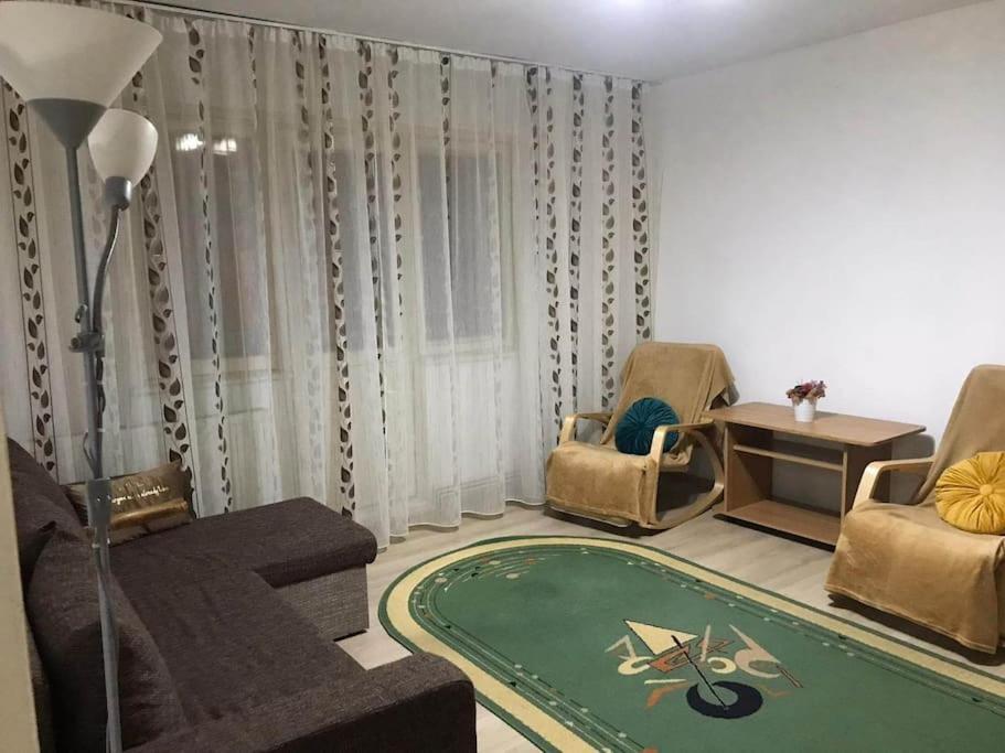 Apartament Confortabil Piteşti Buitenkant foto