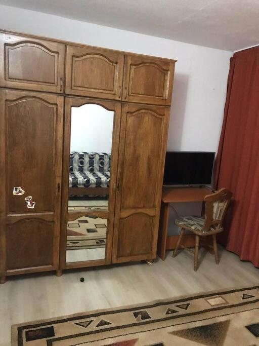 Apartament Confortabil Piteşti Buitenkant foto