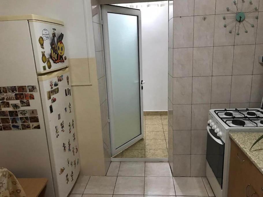 Apartament Confortabil Piteşti Buitenkant foto